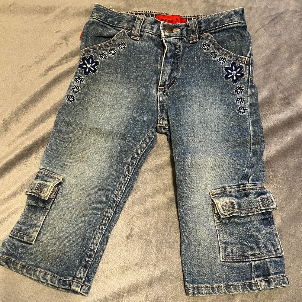 Vintage Y2K Bongo - let me b. embroidered floral girl’s 4T capri cargo jeans